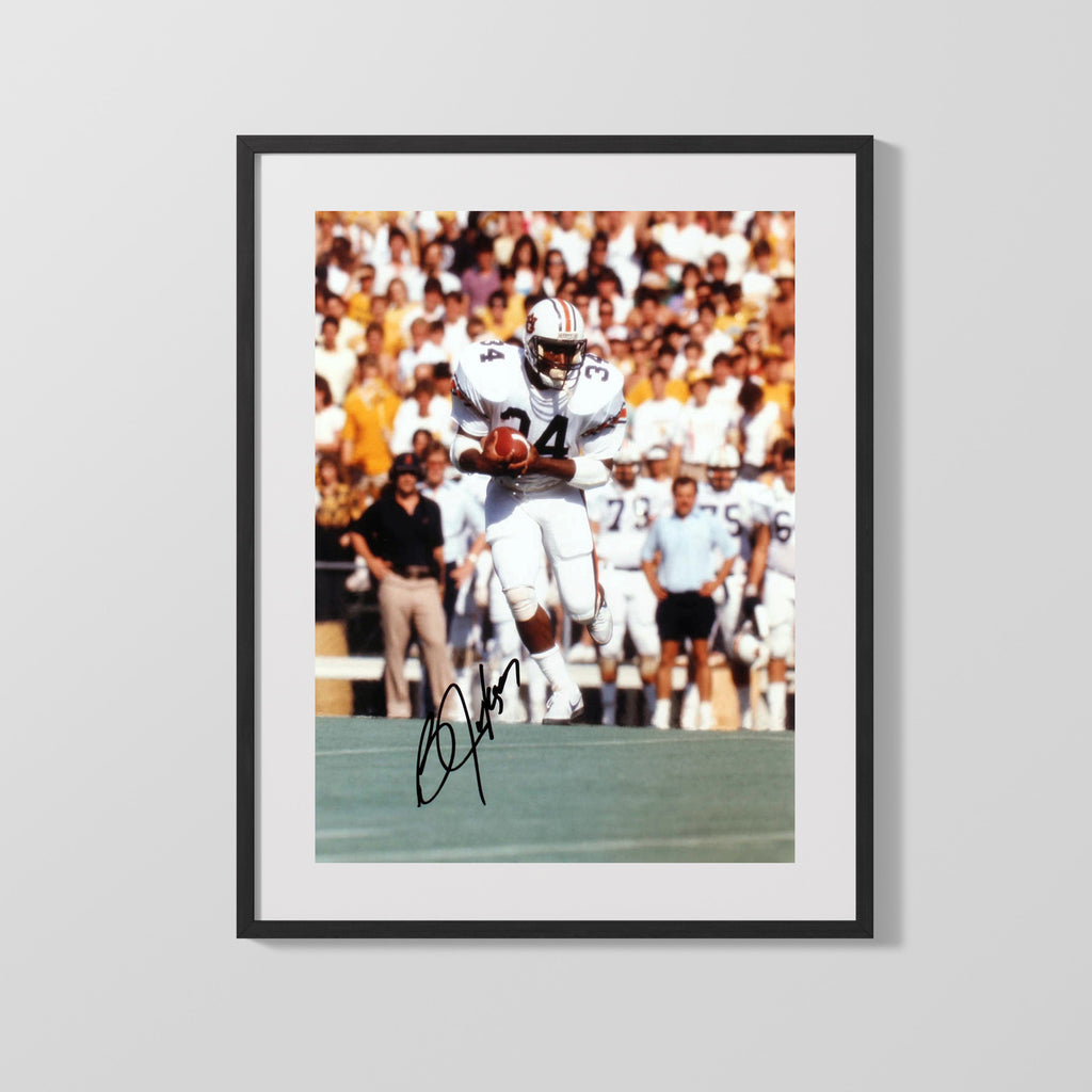 Auburn Autograph Print - Bo Jackson White Jersey - All-Time Great College FSPrints Gallery Frame 16x20