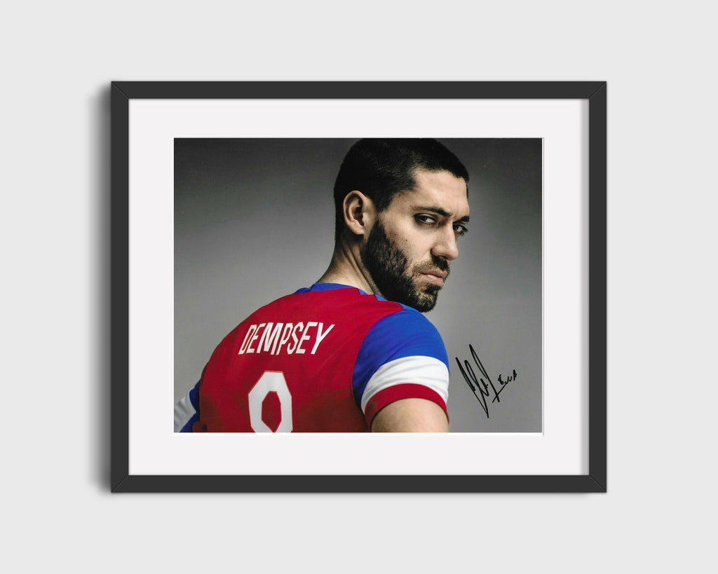 Clint Dempsey USA Autograph Print - Captain Gaze Soccer FramedSportPrints Gallery Frame 16x20