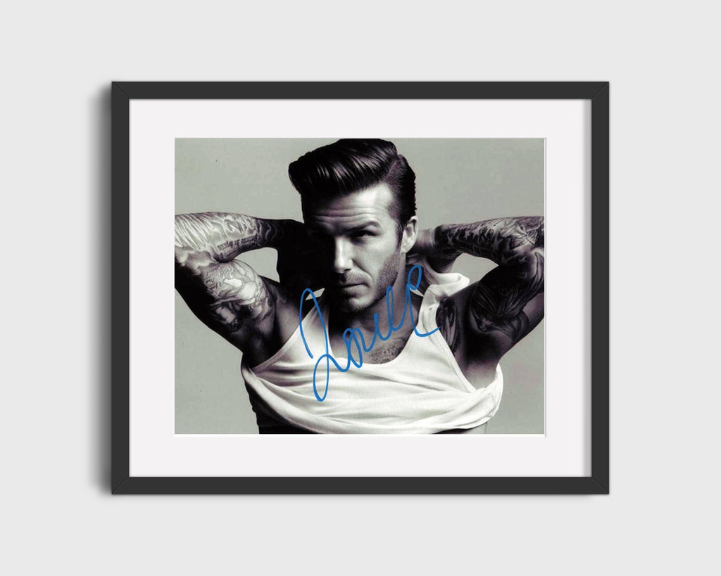 David Beckham - Portrait Soccer FramedSportPrints Gallery Frame 16x20