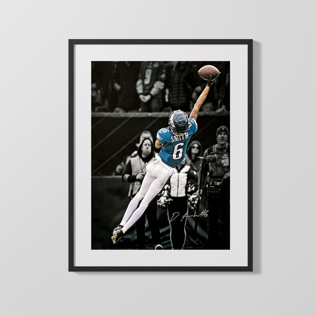 Football Autograph Print - DeVonta Smith - One-H& Wonder Football Vintage Framed Prints Gallery Frame 16x20