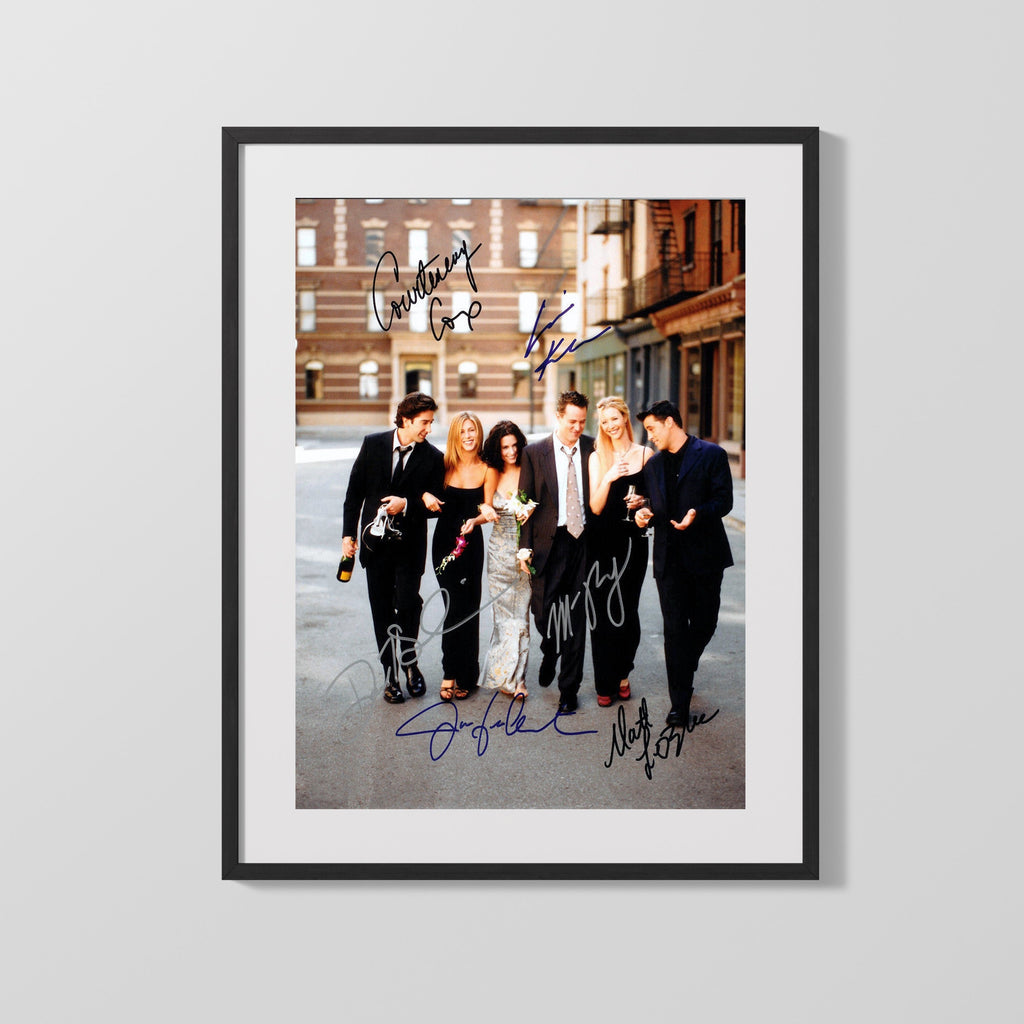 Friends - Cast Walking Scene - Autograph Print Television Vintage Framed Prints Gallery Frame 16x20