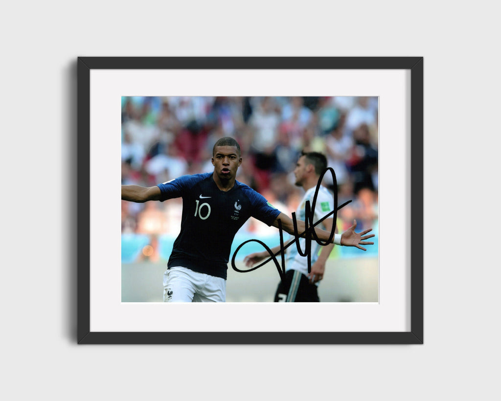 Kylian Mbappe - France - World Cup 2018 Celebration Soccer FramedSportPrints Gallery Frame 16x20