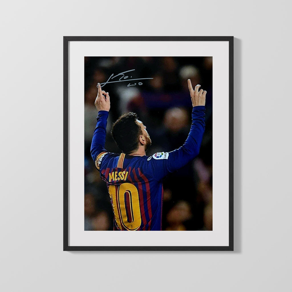 Lionel Messi Autograph Print - FC Barcelona - Goal Salute Soccer FramedSportPrints Gallery Frame 16x20
