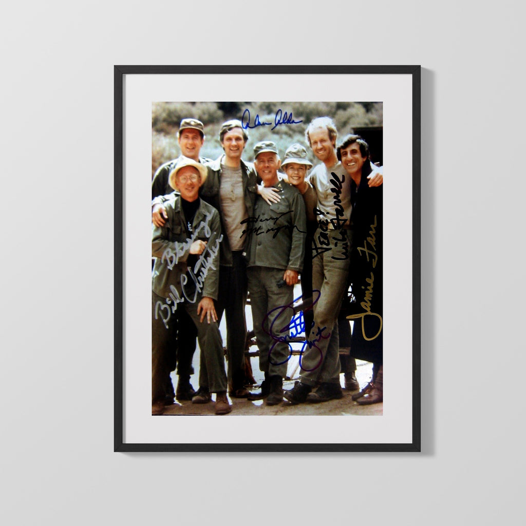 MASH - Cast - Autograph Print Television Vintage Framed Prints Gallery Frame 16x20