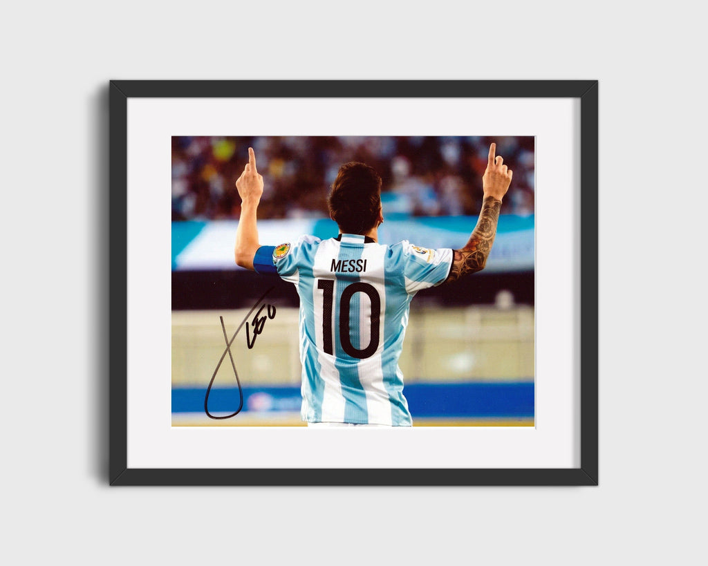 Messi Argentina Hands Up Autograph Print - Goat Pose Soccer FramedSportPrints Gallery Frame 16x20