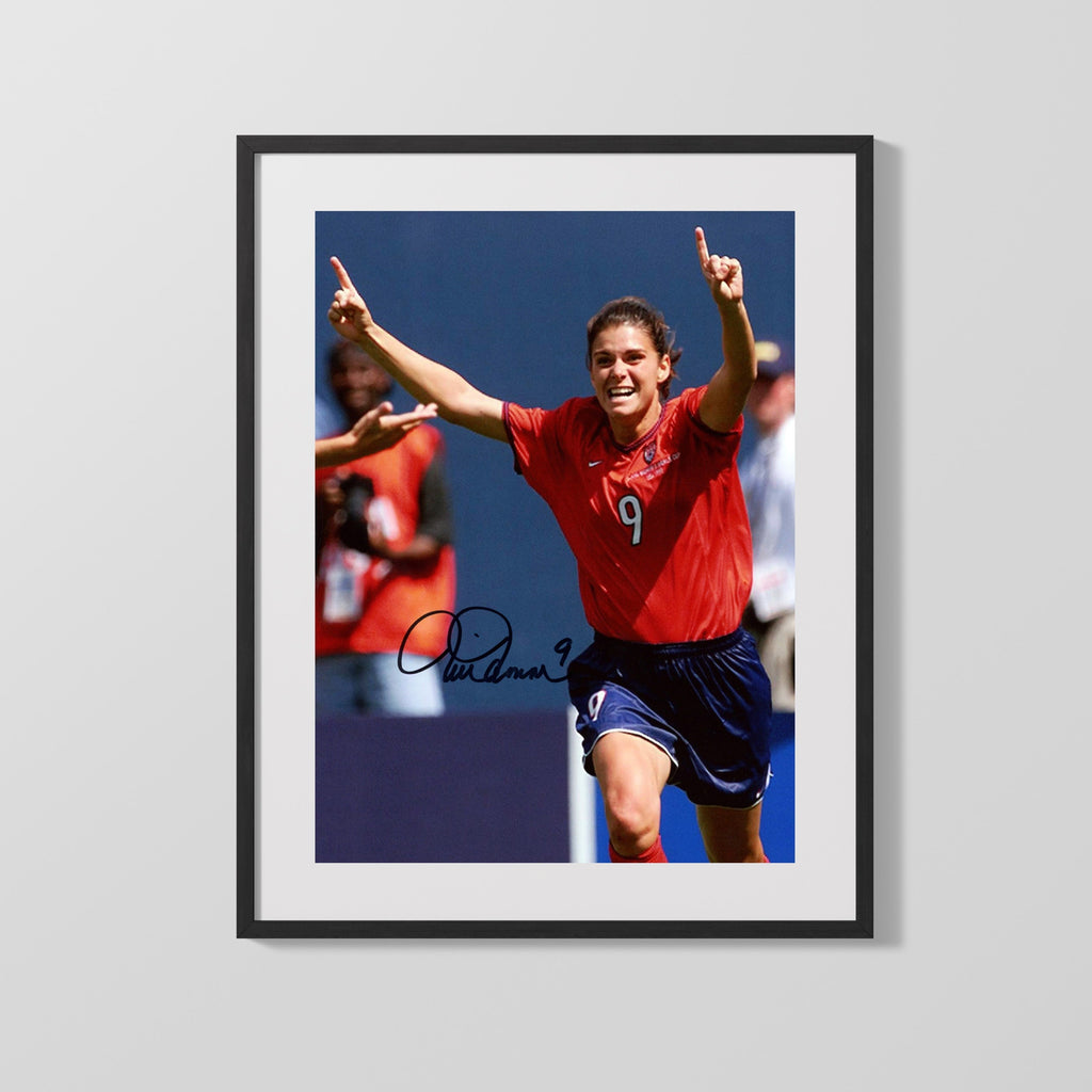 Mia Hamm Autograph Print - Team USA - Celebration Soccer FramedSportPrints Gallery Frame 16x20
