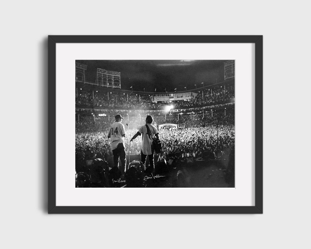 Music Autograph Photo - Eddie Vedder - Wrigley Field Serenade Music Vintage Framed Prints Gallery Frame 16x20