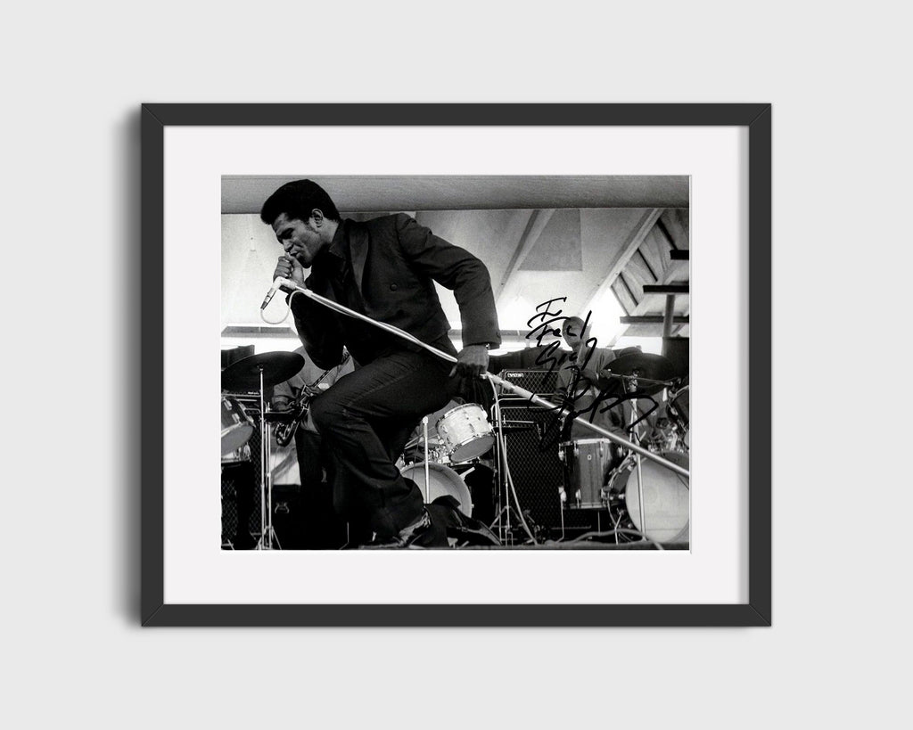 Music Autograph Photo - James Brown - Feeling Good on One Knee Music Vintage Framed Prints Gallery Frame 16x20