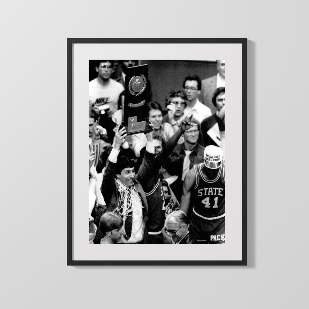 NC State Autograph Print - Jim Valvano 1983 Champs - Never Give Up College FSPrints Gallery Frame 16x20