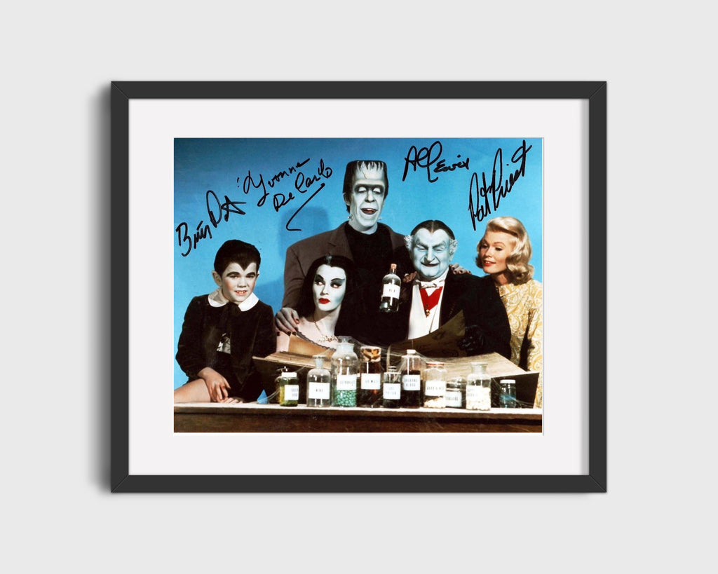 The Munsters - Family Portrait - Autograph Print Television Vintage Framed Prints Gallery Frame 16x20