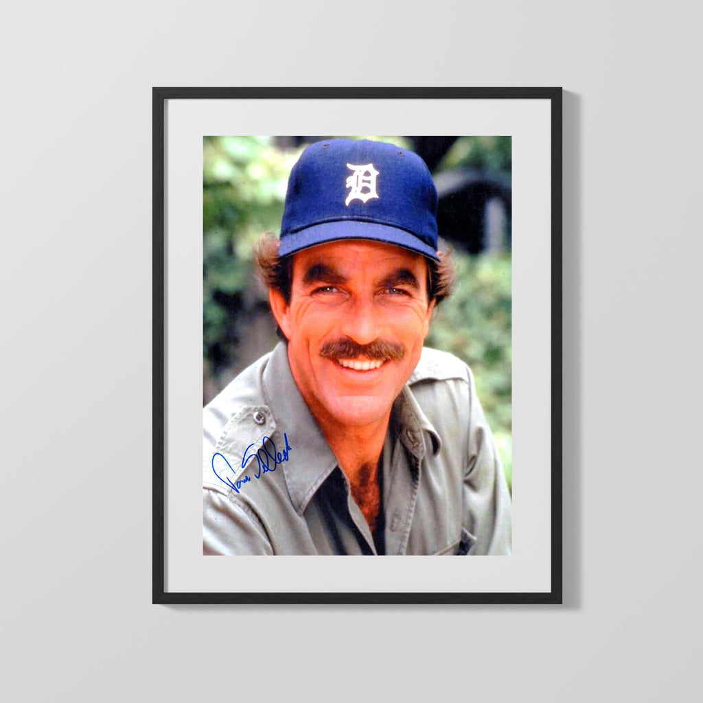 Tom Selleck - Magnum PI - Smiling Autograph Print Television Vintage Framed Prints Gallery Frame 16x20