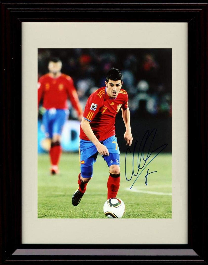 16x20 Framed David Villa Autograph Replica Print - Running with Ball Gallery Print - Soccer FSP - Gallery Framed   