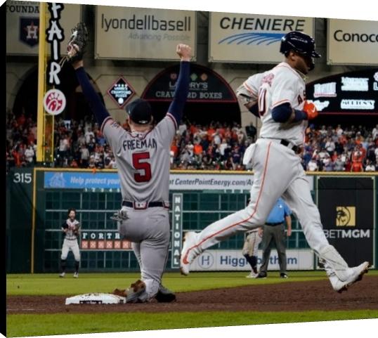 Floating Canvas Wall Art: Freddie Freeman, Dansby Swanson - Atlanta Braves 2021 Final Out Floating Canvas - College Basketball FSP - Floating Canvas   