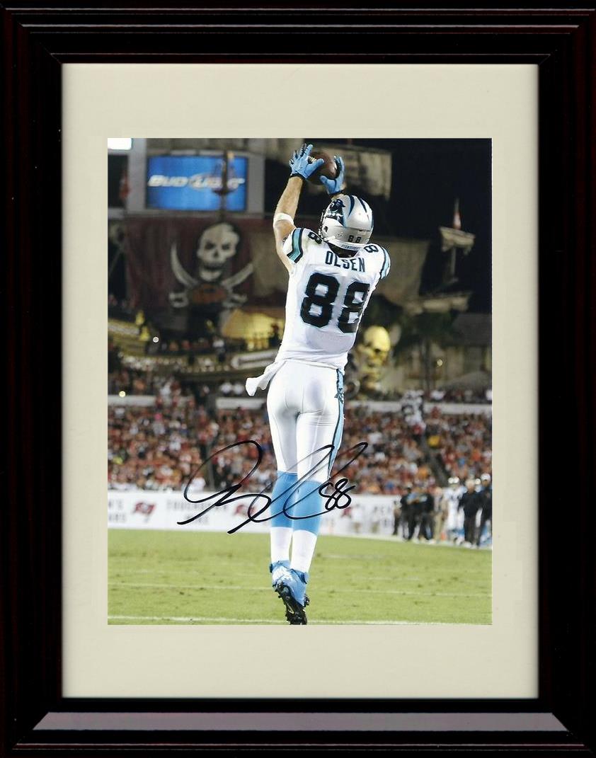 Unframed Greg Olsen - Carolina Panthers Autograph Promo Print - Stretching For The Catch Unframed Print - Pro Football FSP - Unframed   