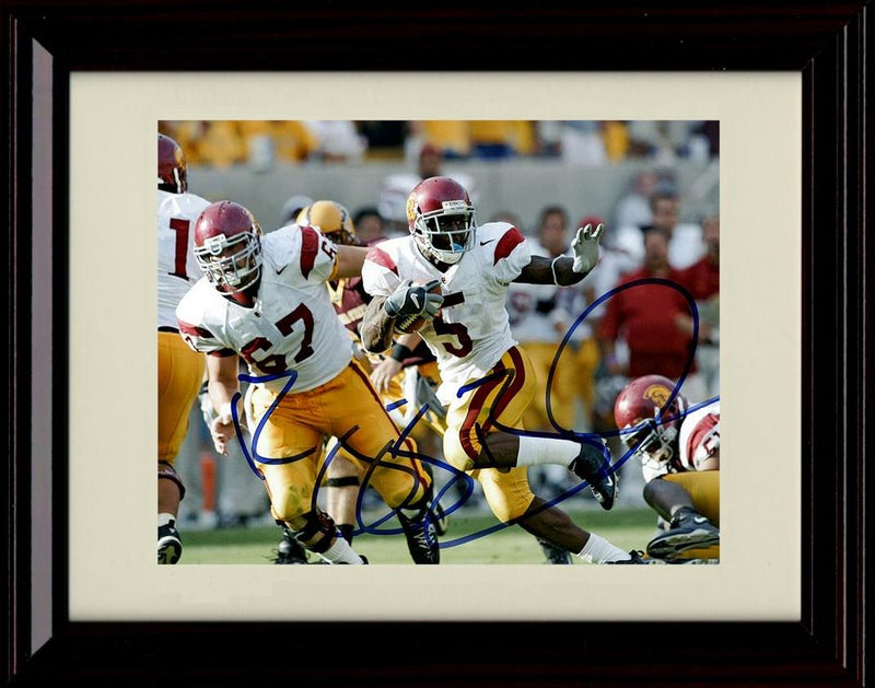 Framed 8x10 Reggie Bush Autograph Promo Print - USC- Stiff Arm Running The Ball Framed Print - College Football FSP - Framed   